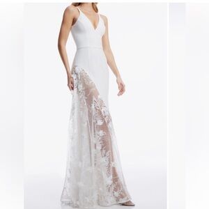✨NEW✨Dress The Population Gianna Lace Panel Crepe Gown Madi Dress White Small